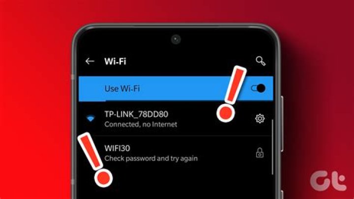 Manually change the cell that phone is connected to